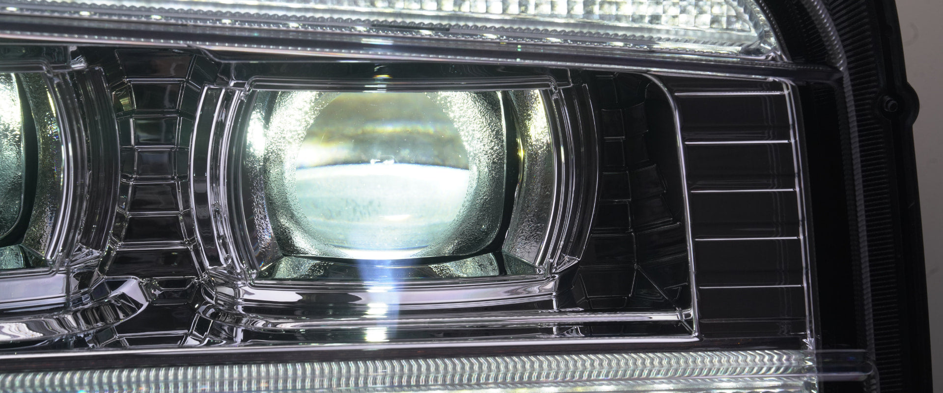 頭燈升級,卡車駕駛值得更亮的選擇