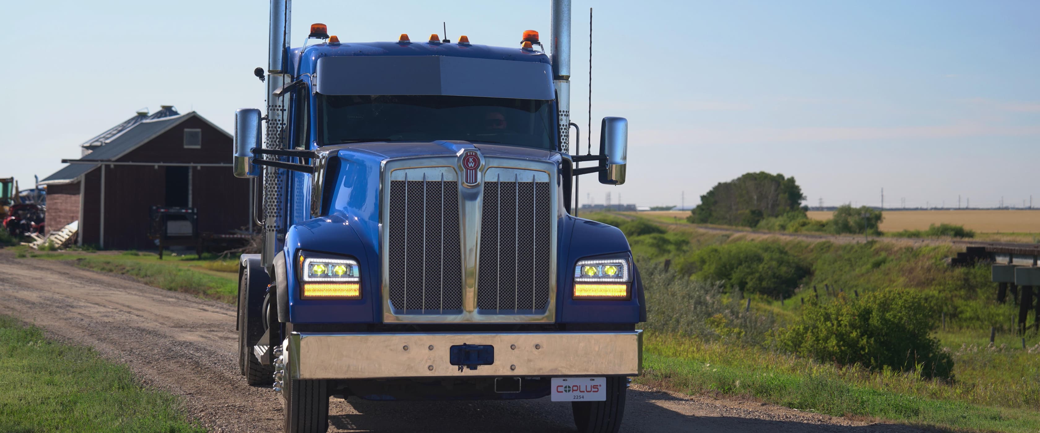 Kenworth W990 LED頭燈改裝對比