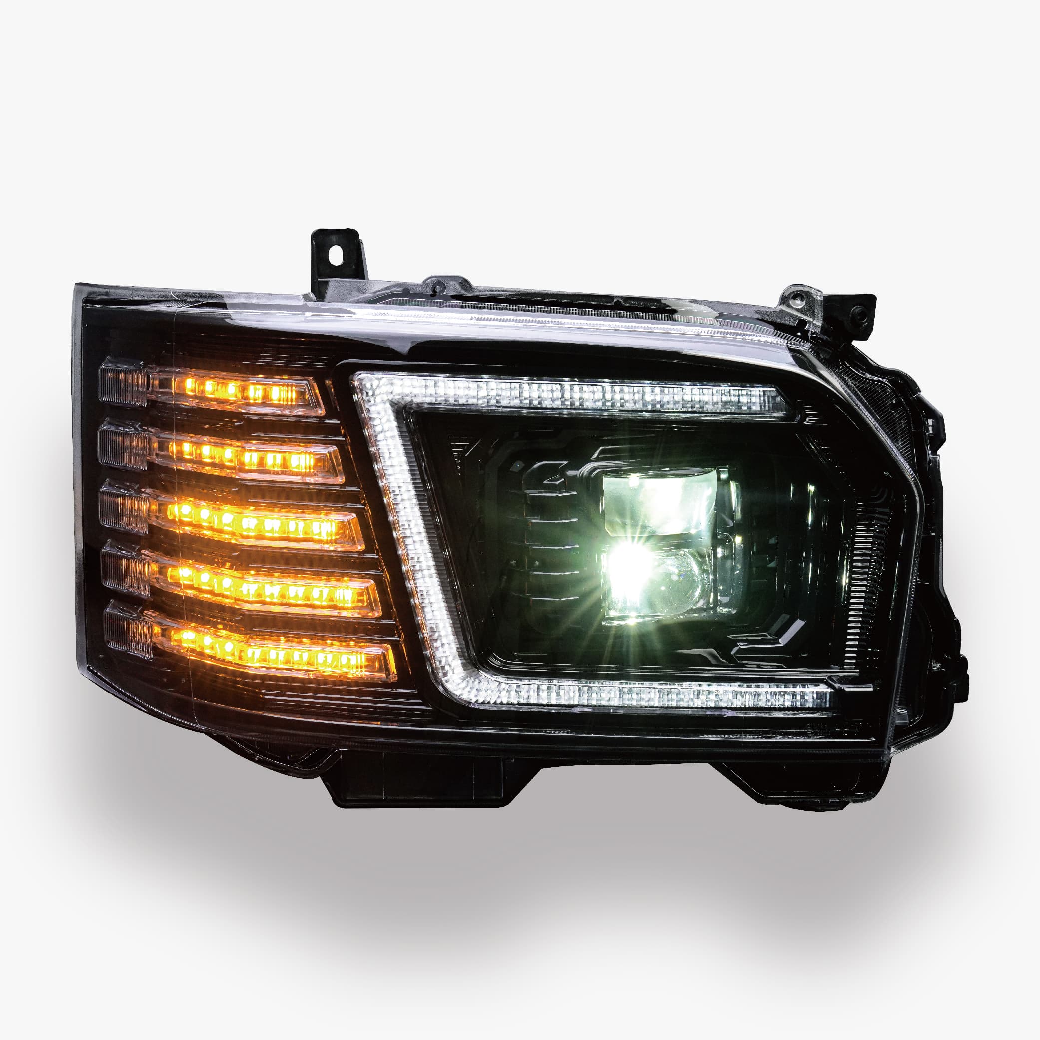 2013+ TOYOTA HIACE H200 headlight