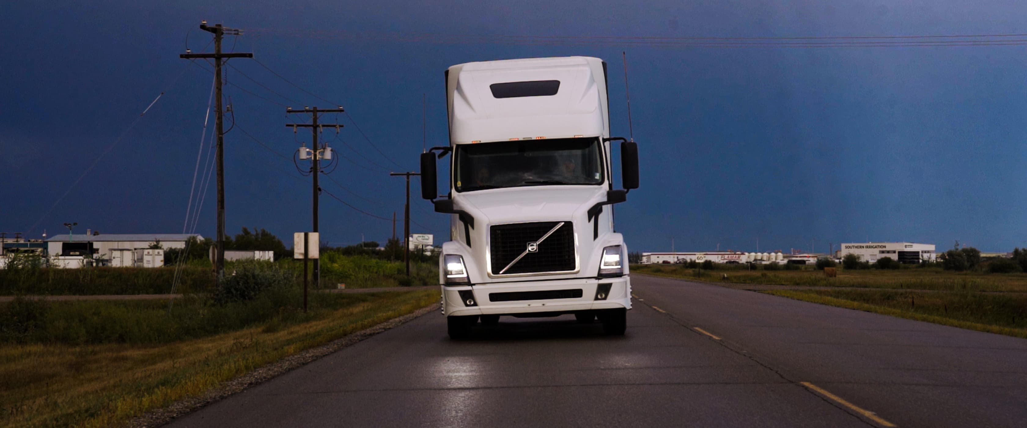 清晰視界，Volvo Bi-Beam LED大燈為你護航