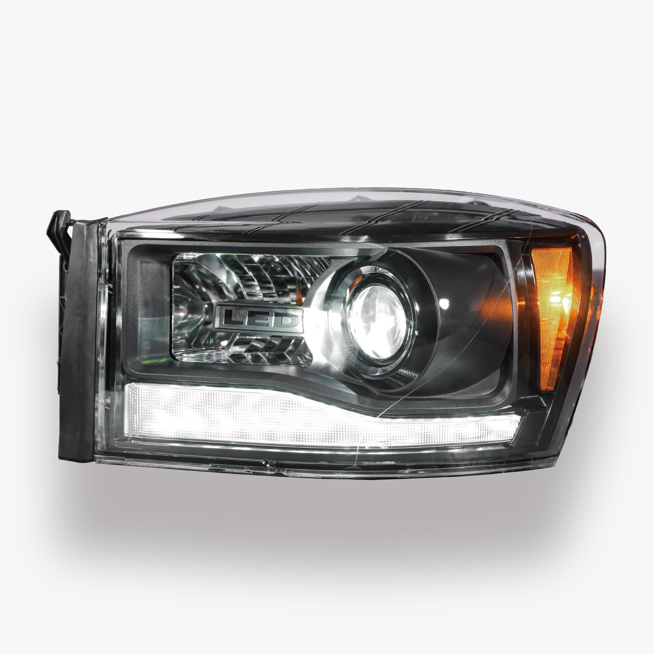 2006-2008 Dodge RAM 1500-3500 頭燈